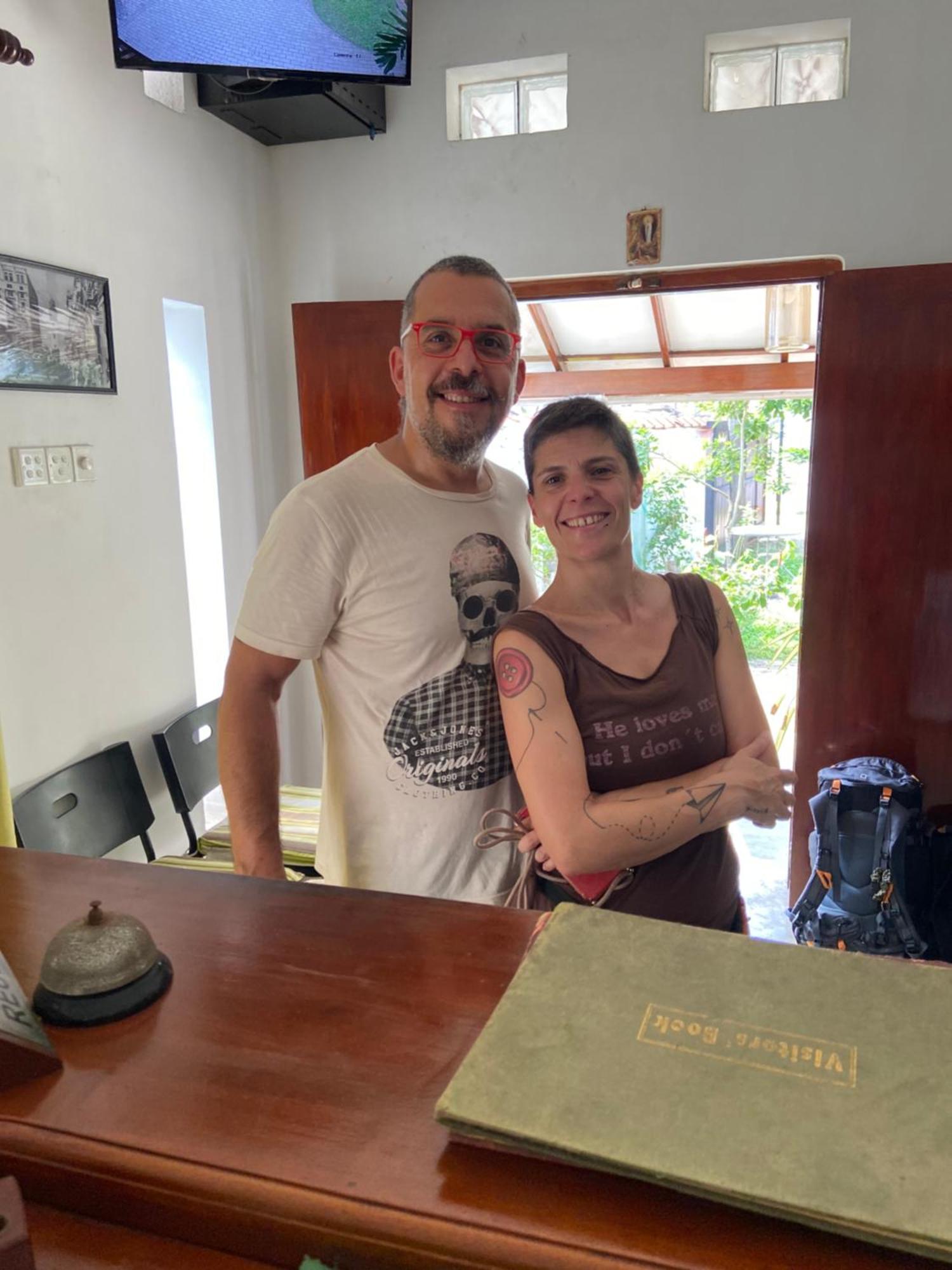 נגומבו Dions Guest House מראה חיצוני תמונה