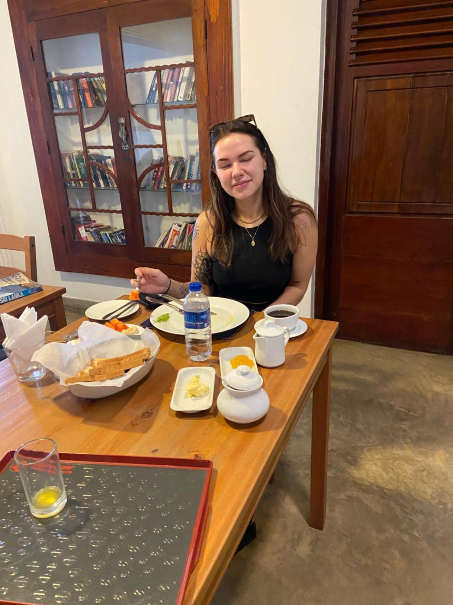 נגומבו Dions Guest House מראה חיצוני תמונה